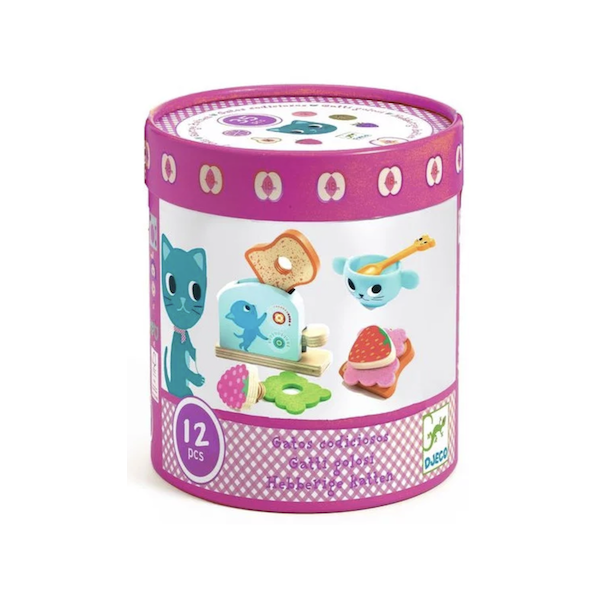 Petit déjeuner du chaton