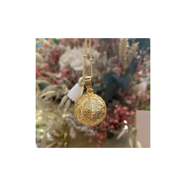 Bola de grossesse - Or gravé fleur de mandala - pompon blanc